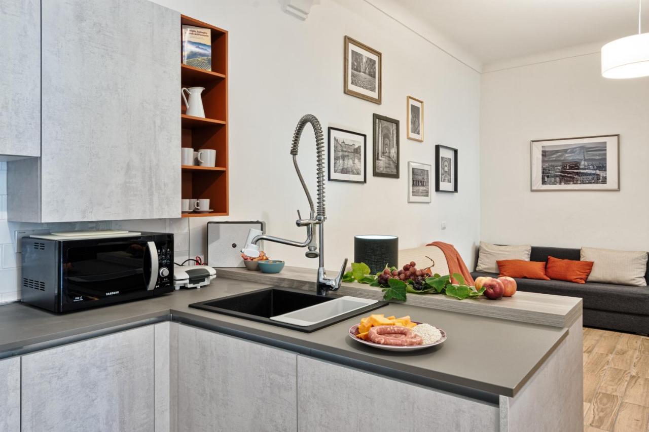 Casa Lena By Apartments To Art Turyn Zewnętrze zdjęcie
